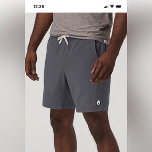 Vuori Men’s Kore Lined Gray Performance Shorts XL